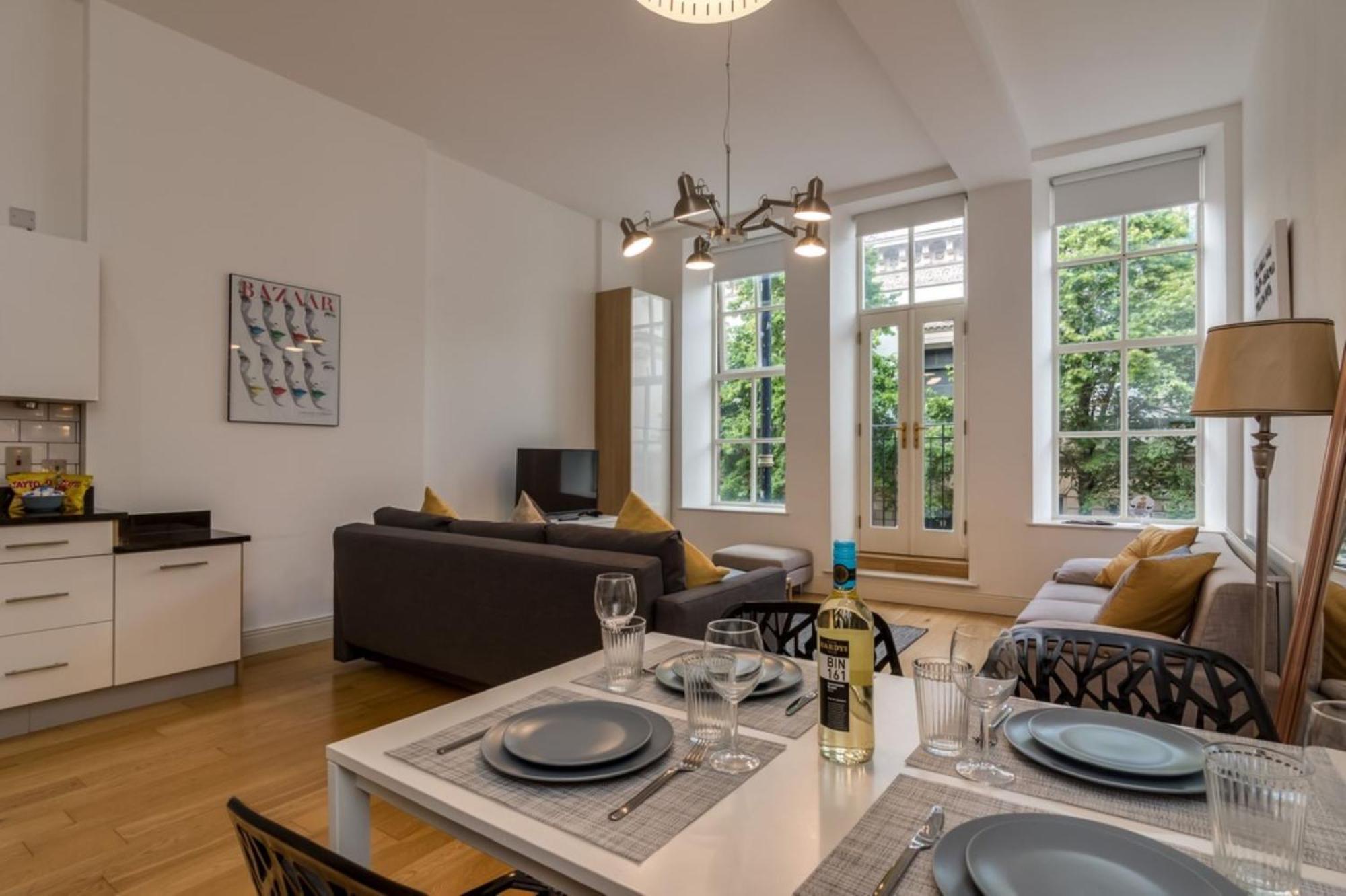 Fitzrovia Mansion Apartments In Belfast'S Cathedral Quarter Esterno foto